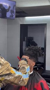 Barber lip prank 😂😂😂 | LustreVyne.