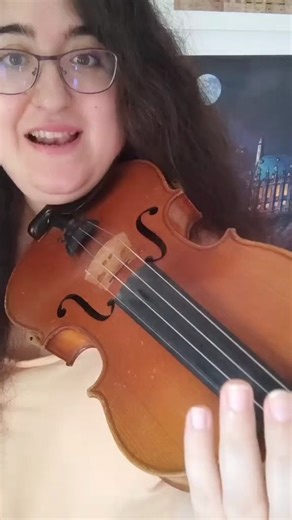 Aprende a tocar el Violín🎻 on Instagram: "🎶 ¿Siempre soñaste con tocar esta canción en el violín? 🎻✨ Este tutorial te enseña paso a paso cómo interpretarla de manera sencilla y efectiva, para que puedas disfrutar tocando desde el primer día. 💡 Pero, ¿quieres ir más allá? 🌟 📚 Nuestro curso de violín online te dará todo lo que necesitas para dominar no solo esta canción, ¡sino muchas más! ✔️ Aprende desde lo básico hasta piezas avanzadas. ✔️ Mejora tu técnica con ejercicios prácticos y efect