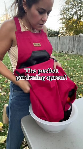 This gardening apron is SO good! I never put something in my cart so fast! #gardentok #gardening #gardeners #gardenersoftiktok #gardeninghacks #gardeningtips #harvest