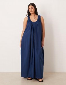 ASOS DESIGN Curve poplin scoop ruched neck maxi sundress in navy  | ASOS
