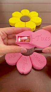 Flower Pill Organizer: 7-day Weekly Medication Travel Container - Etsy