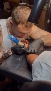 WALK INS WELCOME - Las personas sin cita previa son bienvenidas !! 珞 #tattooshop #miamibeach #tattooideas #miamitattooshop #tattoopromo #thingstodoinmiami | Salvation Tattoo Lounge | Facebook