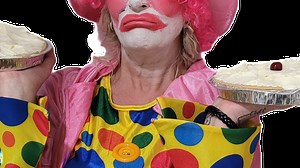 Pie Throwing with Patsy: Real lady clown gets pied in a slapstick pie lesson. - UMD