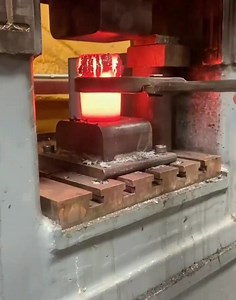 Hot forging (Open Die Forging) with hydraulic press #forging #metallurgy #metallurgicalengineering #Materialscience | Metallurgical engineering