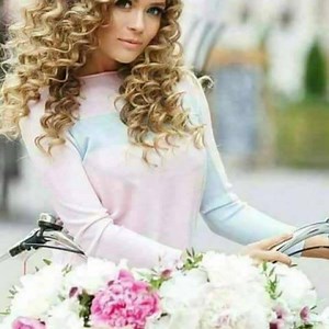 Luna Florilor sa va aduca mult soare in suflete, fericire si iubire. Un Mai fericit tuturor! 😊 ❤ | Pasarea Phoenix