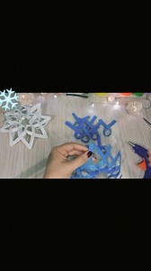 Como hacer un copo de nieve con foami o goma Eva #creandoconanny #decoracionesnavideñas #hazlotumismo #copodenieve | Creando con Anny