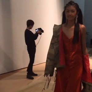 #EStudioLIVE #SFW #KYE 쇼 진행 중에 포착한 백스테이지 현장 - @woosung3 @ilmyeong_suk @tetgen11 @minjoooo_991021 @esteem_estudio #에스팀 #이스튜디오 #모델 #신인모델 #크루 #박우성 #석일명 #테트겐 #뉴키즈 #정민주 #서울패션위크 #백스테이지 #카이 #ESteem #EStudio #model #kmodel #CREW #NEWKIDS #seoulfashionweek #SFW #17SS #backstage #KYE | ESteem EStudio