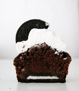 oreo chocolate cupcake