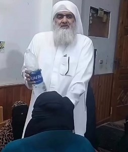 Lo siento, pero si tu religión permite que las mujeres sean tratadas así, tal vez sea hora de tener una conversación contigo mismo y darte cuenta de que tu religión no es una religión de amor.¡Es pura maldad!