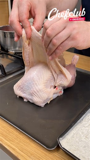 Deep-fried Chicken & Tater Tots! The secret is the garlic confit 😉🧄🍗 | Chefclub GruB