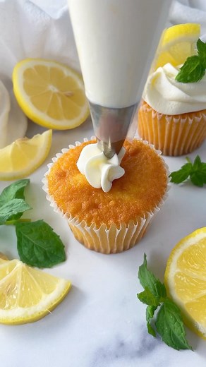 Can I let you in on a little secret? You can buy “naked” cupcakes at the Publix bakery (and others near you maybe). Then you can make this amazing homemade lemon buttercream frosting and garnish with fresh lemon wedges and mint. Semi-homemade is 100% ok and no one will EVER know. Do you agree? Or do you think this is a controversial idea? (I’m just a little nervous to share this after all the haters I got on Facebook about my grocery store cake makeover.) Asking for a friend. Link in bio and com