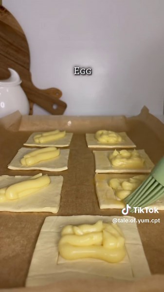 Delicious Custard Puff Pastry Recipe
