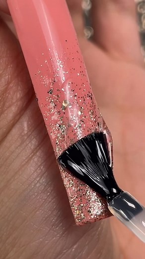 Pink Glitter Ombré Nail Art #nails #nailtutorial #nailart #acrylicnails #beautyhacks | Ilysmnail