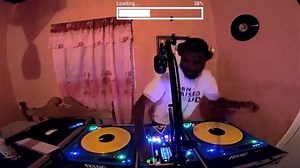 A lil Soca never hurt nobody! @djcuemusicslu 🔥🔥🔥🔥🔥🔥 . . . . @machelmontano . #trinicarnival #trinidadcarnival #carnivaltrinidad #carnival #soca #melanin #melaninpoppin #melaninqueen #melaninmagic #dancechallenge #women #fashionblogger #fashionista #fete #socamusic #womeninculture #costume #carnivalmonday #photooftheday #picoftheday #culture #colour #instalove #instagood #instadaily #fun #dancers #instadance @vikini_caribbean | DaMajority