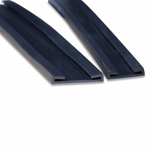 [Hot Item] Extrude Car Door Window EPDM Rubber Edge Seal Trim Strip