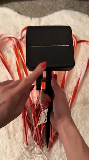 This Christmas, bring a touch of holiday color to your yard with our classic candy cane lights. ☀️ Environmental protection and energy saving, automatic lighting: powered by solar energy, automatically charges during the day and automatically lights up at dusk. No electricity bills, no complicated wiring, just plug it in under the sun, saving money and worry. 🛡️ Durable and weatherproof: Designed specifically for outdoor use, it is durable and completely waterproof. Whether it's rain, snow or f