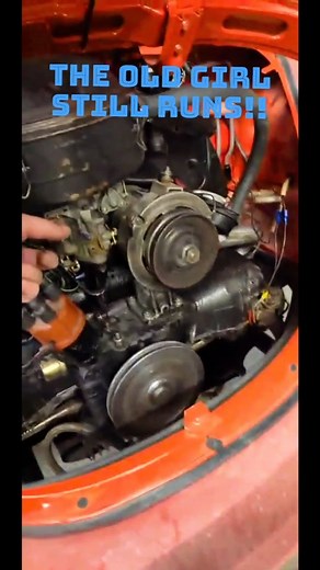 Get it done! #volkswagen #diy #beetle #art #automotive #mechanic | Dienst Techniker