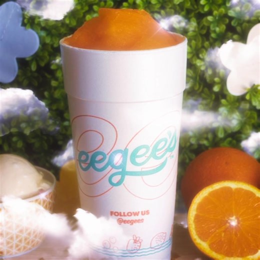 Last weekend of this dreamy flavor, but for now Dream on!! Order your paks and get ready for a HOT weekend! #takeiteasy | eegee's