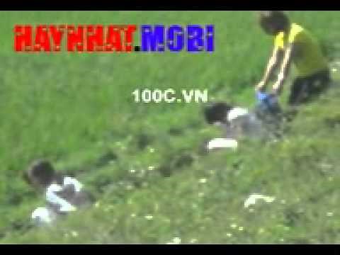 quay len nu sinh te bay