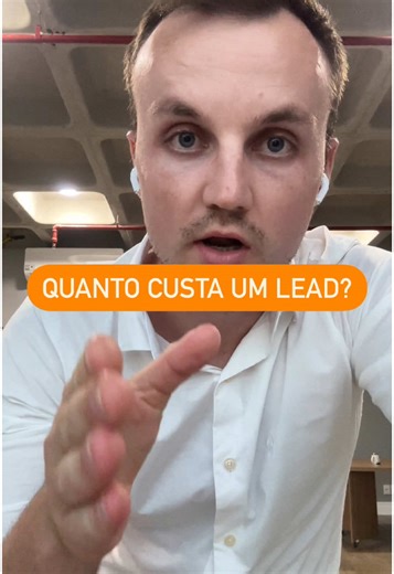 Qual o custo para gerar um lead através de anúncios? Ele fica na casa de 5 a 10 reais. Ah não ser que você consiga fazer um bom criativo que baixe esse custo. No meu curso sobre captação no digital, eu disponibilizo todos os criativos que eu uso no dia a dia e todo o passo a passo para colocar eles no ar. Clica no link da bio! #leads #aai #assessoria #captacao #prospeccao