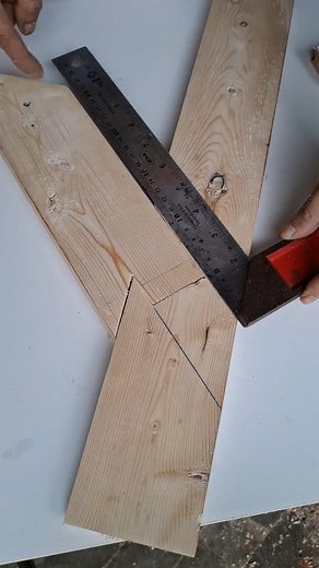 Tips woodworking #akani_id #po_woodworking #kerajinankayu #reelsfb #fbreels #reels #reelsviral #diy #kayu #art #design #woodworking #home #interiordesign #crafting #crafts #wood #creative #diycraft #sawing #interior #hommade #artist #woodidea #fyp #viral | Adipo Mstnr