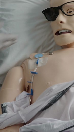 Central Line Dressing Change DEMO🫶🏽 #centralline #centrallinedressingchange #nursing #nursingstudent #nursingskills #nursingskills💊💉 #nursingschool