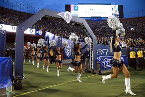 LA Rams To Hold Cheerleader Auditions