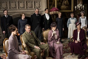 'Downton Abbey', o filme, ganha trailer com beijo gay e visita da realeza britânica
