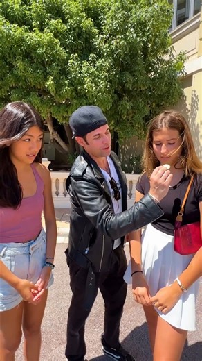 49K views · 308 reactions | Doing magic for girls in monaco #monaco #france #magic #girls | Julien Magic | Facebook