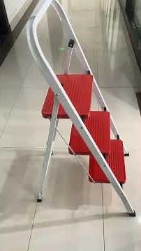 Sturdy and durable | Square tube iron ladder 3-step display