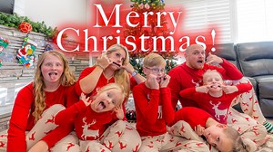 Experience the magic of Christmas in beautiful Colorado! Join us at the incredible Gaylord Rockies, where the entire family can create unforgettable memories without even leaving the hotel! Conveniently located near Denver International Airport and just a short 15-minute drive from Downtown Denver, this resort offers an abundance of holiday delights. We recently visited with our five children, and let me tell you, it was an absolute blast! The Gaylord Rockies caters to all age groups, with a wid