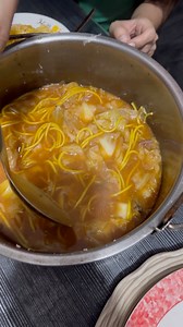 Sardinas with udong and repolyo nagutom ang mga sister ko 🤤 #EMMABEYBE | Emma official