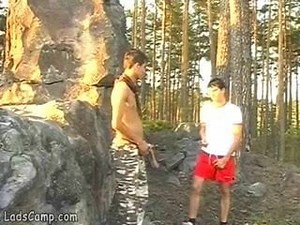 Young gay jogger bangs a hunky stranger in the ass