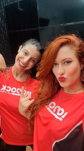 Hoje, fomos surpreendidos com um gesto incrível da Bodock Bike Oficina: uma camisa que não é apenas uma peça de roupa, mas uma expressão de amizade e parceria que nos impulsiona. Agradecemos de todo o coração pelo presente significativo. Estamos ansiosos para vestir com orgulho essa camisa que carrega não apenas a marca da Bodock, mas também o espírito da empresa. A Bodock Bike Oficina, como sempre, pedalando conosco na jornada da vida. Obrigado pelo carinho e por fazerem parte da nossa história