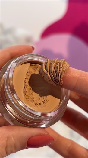 So fluffy, you might just float away ☁️ Which feature of the new mousse foundation are you most excited about? 😍 #HowDoYouMousse #makebeautyfun #essencecosmetics #naturalmattemoussefoundation #foundation #mousse #makeup #makeupmusthaves | essence cosmetics