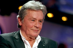 Mort d'Alain Delon : qui est Alyson Le Borges, sa petite-fille "illégitime" ?