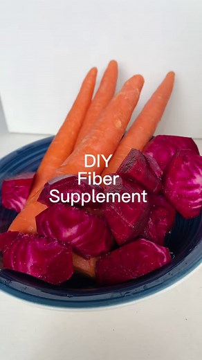 Make the most of your juicing by upcycling your juice pulp into a homemade fiber supplement. It's an easy and sustainable way to get your daily fiber without wasting any valuable ingredients. Just add the pulp to your recipes and you won't even taste it! Give it a try and let me know how it goes. 🍎🥕🌱💪 #fibersupplement #sustainability #reducefoodwaste #fruitjuicepulp #wastefree | Zero Waste Cartel