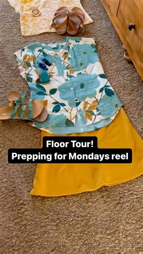 It’s been hot! But hot weather doesn’t mean you have to compromise your style! What are your go to’s for hot weather style? | Carol Tuttle