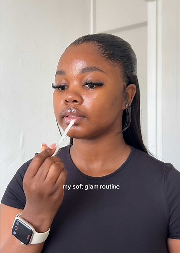 Pink Blush Makeup: How to Apply Blush Pink for a Glam Look