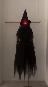 Light-Up Witches Halloween Decoration – Outdoor LED Garden Prop with Sensor Activation, Holding Hands Glowing Witches for Yard, Haunted House or Party Display (Wizard 3PCS, 57.09in)