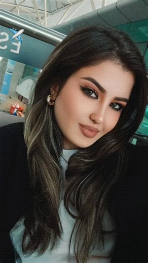 Aviation World on Instagram: "#hostess #eicma #model #girls #flightattendant #event #stewardess #travel #hostesses #events #cabincrew #airhostess #hostesslife #tights #aviation #host #models #eventplanner #flightattendantclub #girl #blonde #smile #k #flightattendantlife #boeing #work #casting #fashion #entertainment #bhfyp"