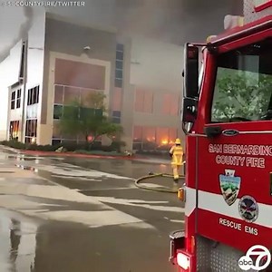 Amazon warehouse is burning to the ground today. 2 #amazonfire #redlands #California | ɪsʟᴀᴍɪᴄ ᴘᴀɢᴇ