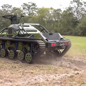 We Drive Cleetus McFarland's RIPSAW! | SXSBlog.com