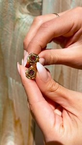 Necklaces, bracelets, earrings and more. Find stunning jewelry for yourself or that special someone on ShopGoodwill.com✨ | ShopGoodwill.com