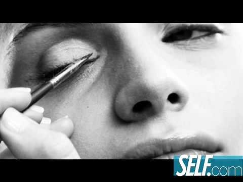The easiest way to line your eyes - SELF Magazine beauty tips
