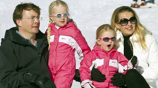Dutch Prince Johan Friso injured in avalanche