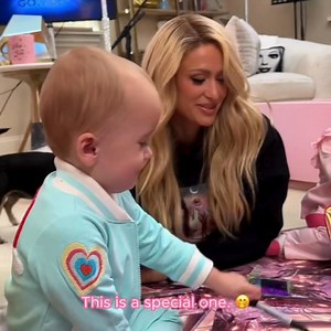 Limited edition #InfiniteIcon signed vinyls 💿💖 are almost out of stock. Get yours before they are gone! ✨🎶 | Paris Hilton