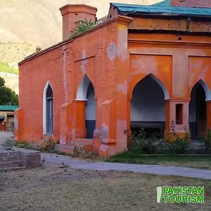 Shahi Qila Chitral | Chitral Fort Pakistan Tourism #Chitral #chitralvalley #Chitralfort #Fort #Chitralqila #qila #Pakistan #pakistantourism Channel Name: Pakistan Tourism Director By: Hassan Sargana FB Page: https://www.facebook.com/RazaHassanSargana YouTube: https://www.youtube.com/channel/UCYsjiTtibn1twmZWrfxuT6g Twitter: https://twitter.com/HassanSargana Instagram: https://www.instagram.com/hassan.raza.sargana/ mailto:ahmadsargana03@gmail.com | Pakistan Tourism