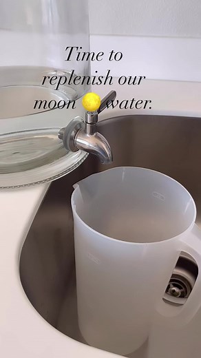 11 reactions | #fullmoonmagic #fullmoonwater #smokyquartz #orangecalcite #moon #moonlight #fullmoonenergy #witchtok #witchlife | A Lil Bit Of Goddess | Facebook