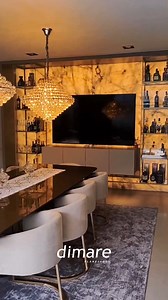 Descubra o poder dos detalhes com a Dimare! Neste projeto, cada ambiente foi planejado para proporcionar conforto e funcionalidade, transformando a casa em um verdadeiro refúgio de elegância e qualidade. Arquiteto: equipe @luannarussoarq Projetista móveis planejados: @arq.diego.deicke Execução: @dimare.cacoal #dimareplanejados #moveisplanejados #ambienteplanejado #casaplanejada #salaplanejada | Dimare Planejados